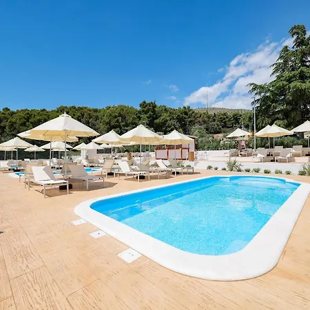 Medena In Seget Donji With Pools * Trogir